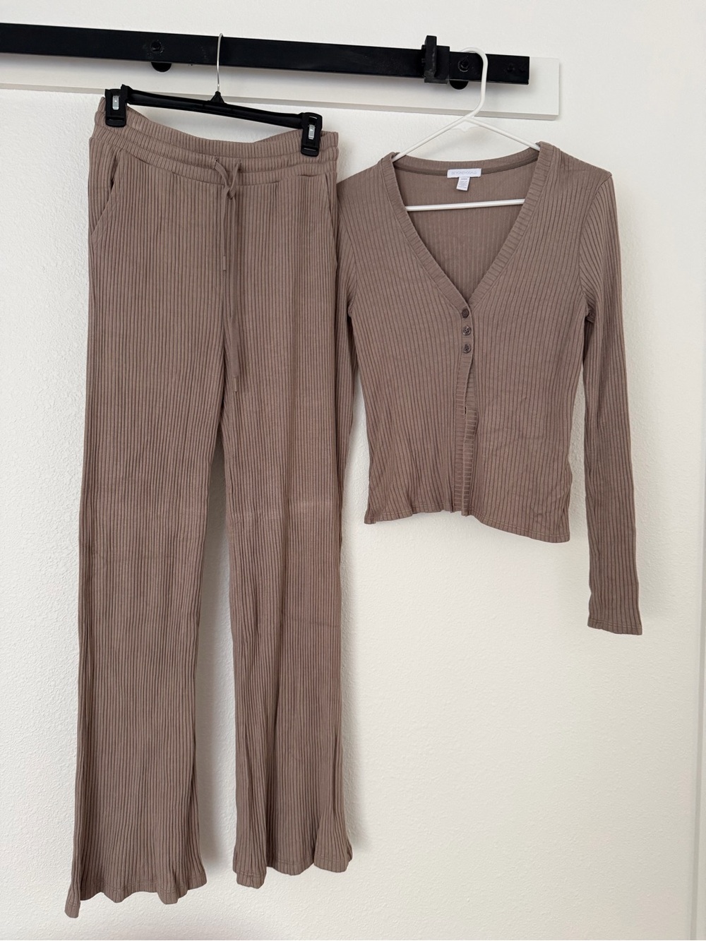 Beyond Yoga Ribbed Two-Piece Lounge Set in Taupe